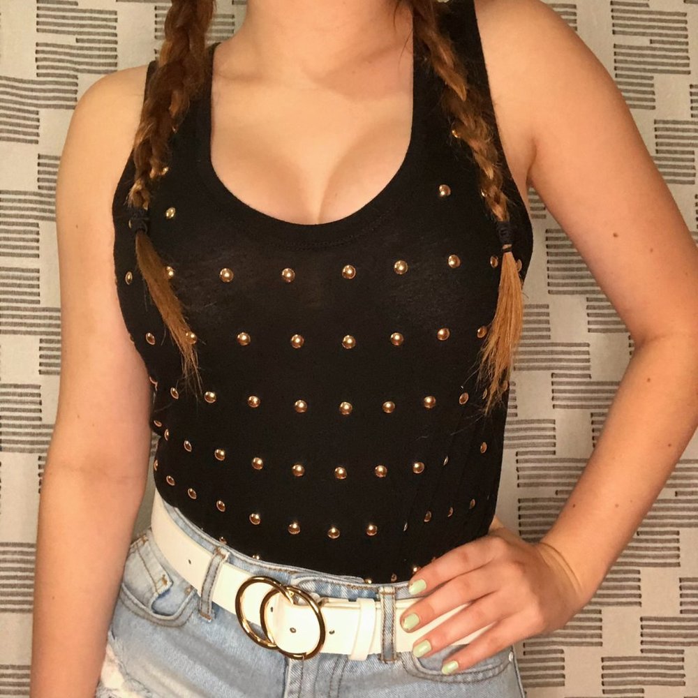 BLACK TANK TOP WITH GOLD STUDS✨